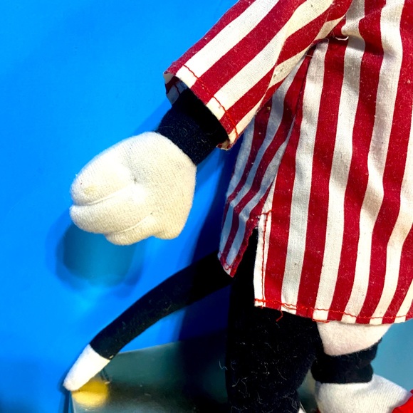 WARNER BROS. LOONEY TUNES VTG 1997 SYLVESTER THE CAT WEARING RED & WHITE PJ’S - Picture 10 of 12